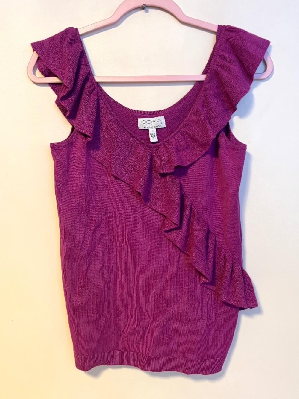 Sofia Vergara V Neck Knit Sleeveless Tank Blouse Ruffle Magenta Purple Womens S